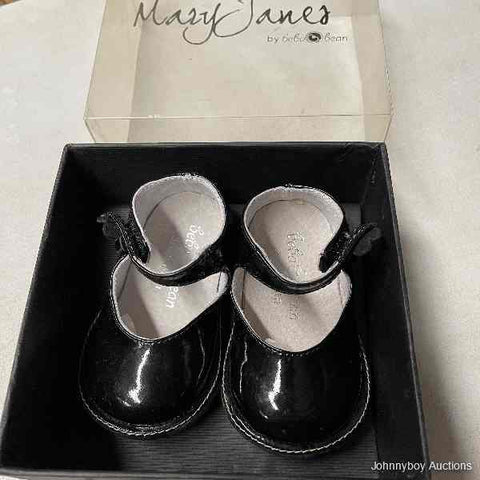 Baby Mary Janes Leather shoes