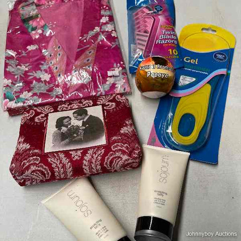 Bulk lot of a variety of items